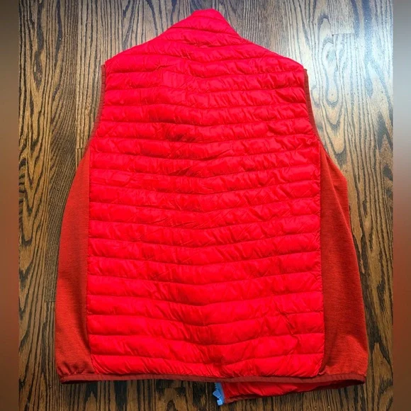 Lands' End Bright Red Puffer Vest - Picture 3 of 3